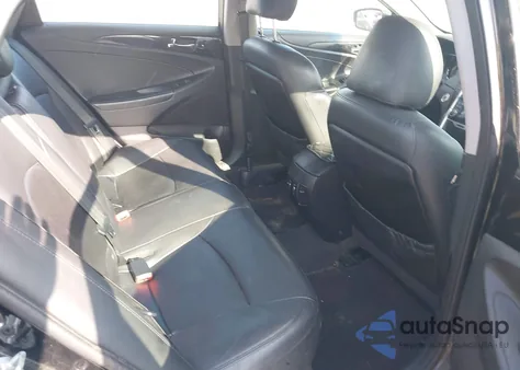 2013 Hyundai Sonata Limited z USA, uszkodzony, nr VIN 5NPEC4AC5DH567326